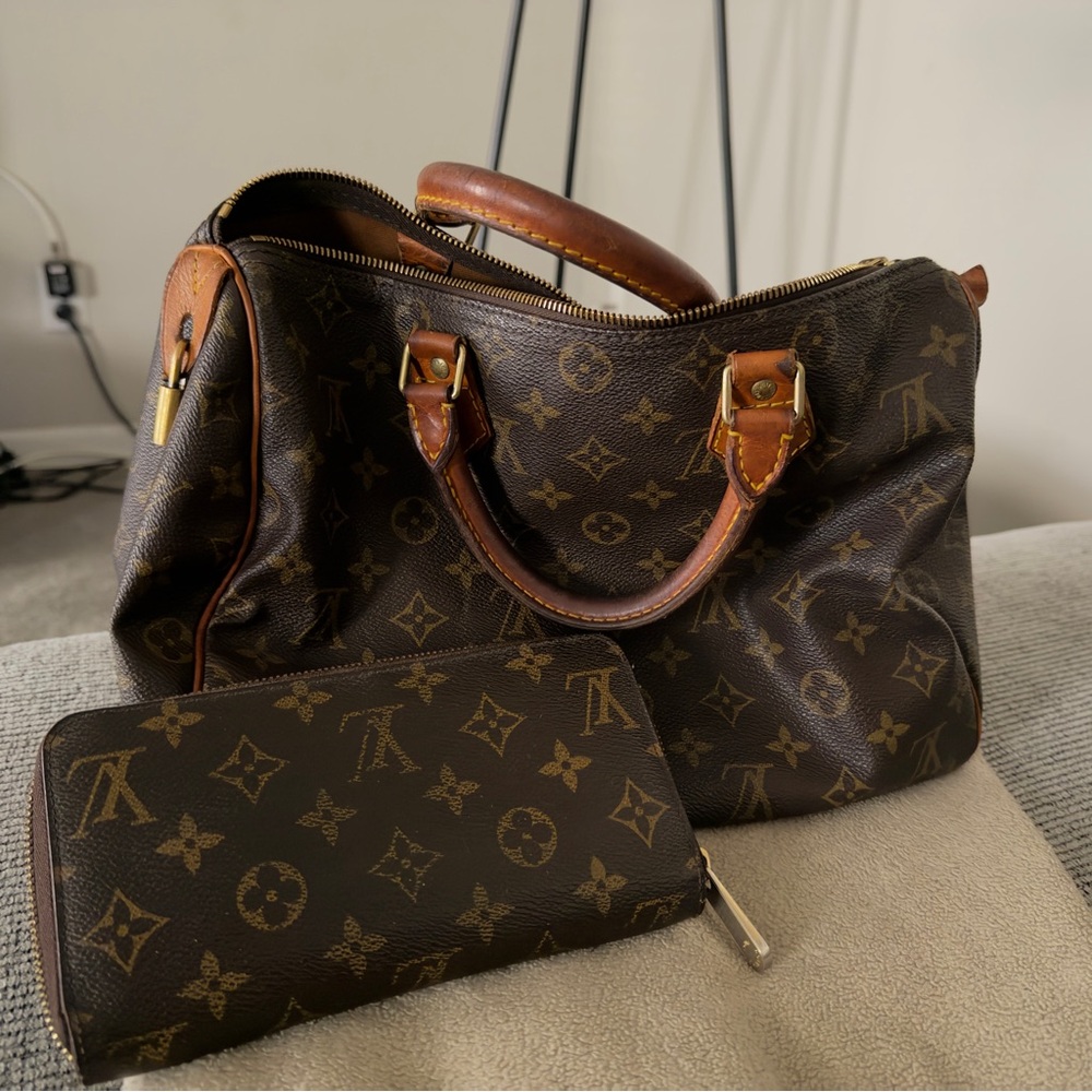 Louis Vuitton Speedy 30 and wallet